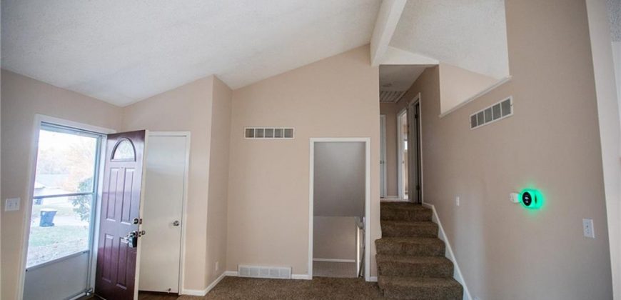 Homes for Sale in Kansas City, MO 64152 | 7407 NW 75th Street