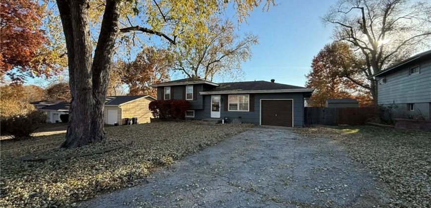 Homes for Sale in Kansas City, MO 64152 | 7407 NW 75th Street