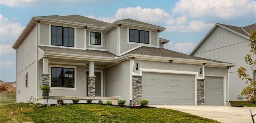 Homes for Sale in Liberty, MO 64068 | 1989  Longview Drive