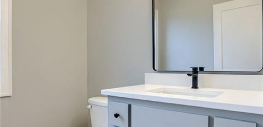 Homes for Sale in Liberty, MO 64068 | 1989  Longview Drive