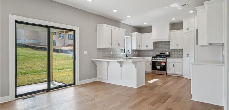 Homes for Sale in Liberty, MO 64068 | 1985  Longview Drive