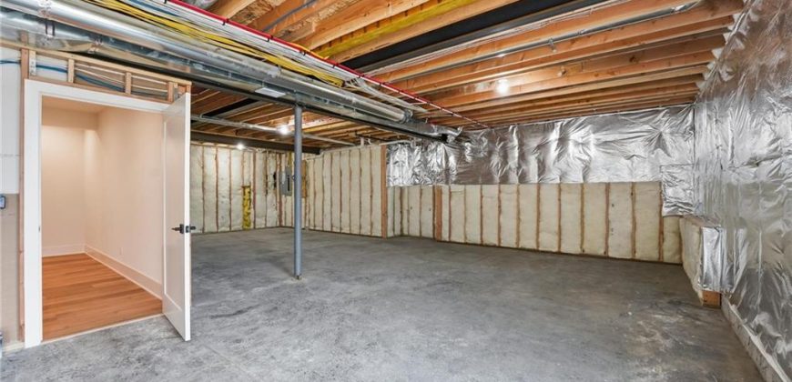 Homes for Sale in Kansas City, MO 64155 | 2304 NE Shoal Creek Parkway