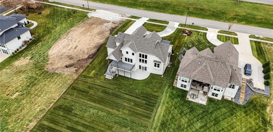 Homes for Sale in Kansas City, MO 64155 | 2304 NE Shoal Creek Parkway