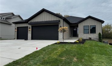 Homes for Sale in Kearney, MO 64060 | 13545 NE 114th Place