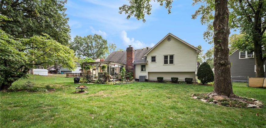 Homes for Sale in Kansas City, MO 64119 | 2704 NE 67th Place