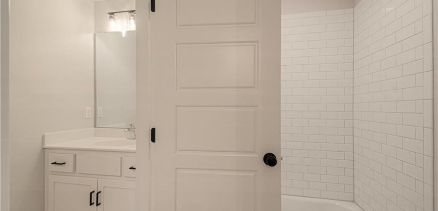 Homes for Sale in Kansas City, MO 64156 | 4814 NE 105th Street