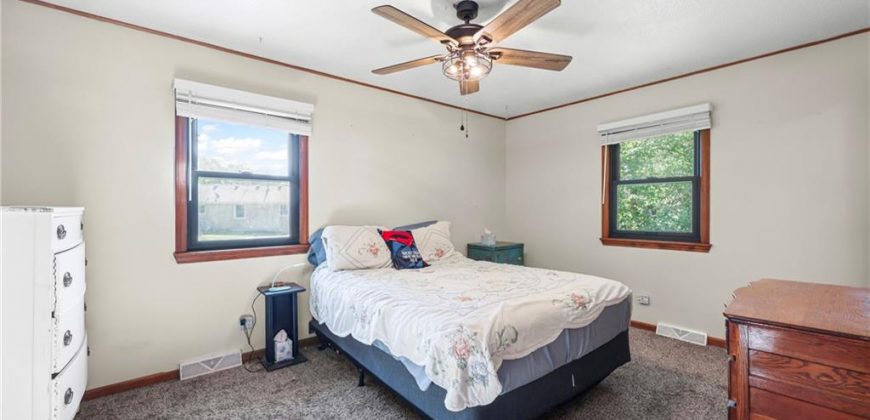 Homes for Sale in Smithville, MO 64089 | 702  Quincy Boulevard