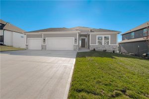1015--Poplar-Lane-mls-2581659-image-1