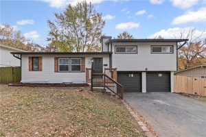 2001-NE-62ND-Street-mls-2583917-image-1