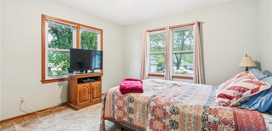 Homes for Sale in Smithville, MO 64089 | 3  Carver Place