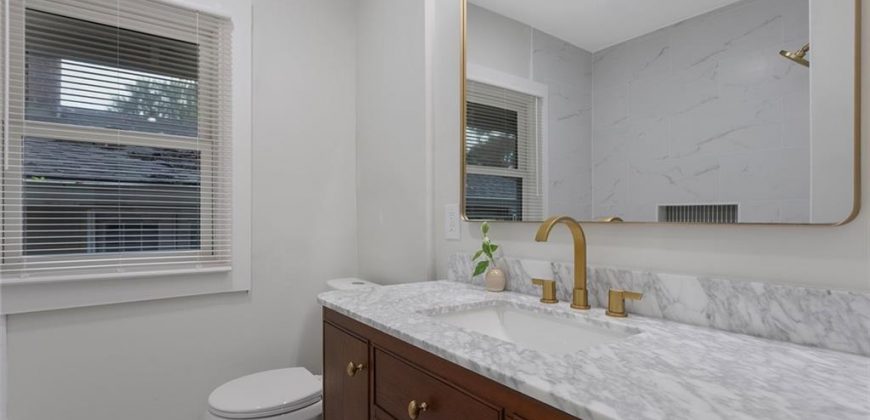 Homes for Sale in Liberty, MO 64068 | 34 S Jewell Street