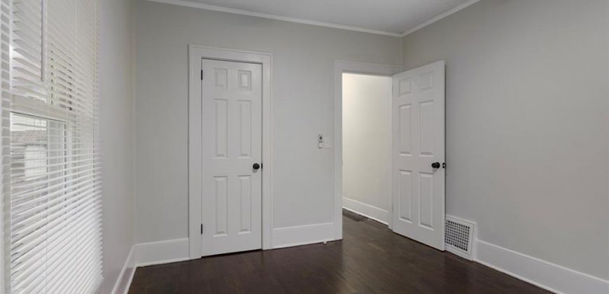 Homes for Sale in Liberty, MO 64068 | 34 S Jewell Street