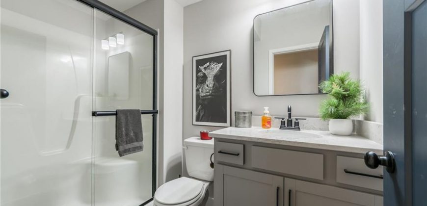 Homes for Sale in Kansas City, MO 64154 | 3925 NW 95th Terrace