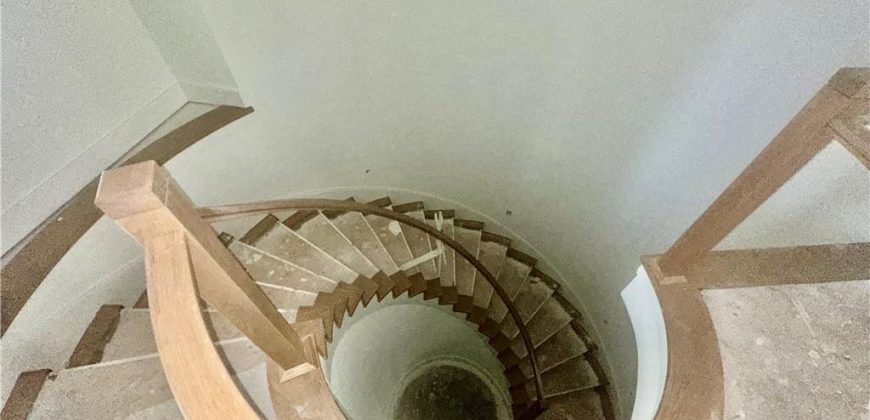 Homes for Sale in Parkville, MO 64152 | 7260 NW Pampas Lane