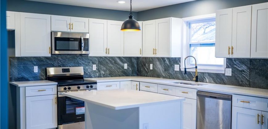 Homes for Sale in Kansas City, MO 64151 | 7412 N Strathbury Avenue