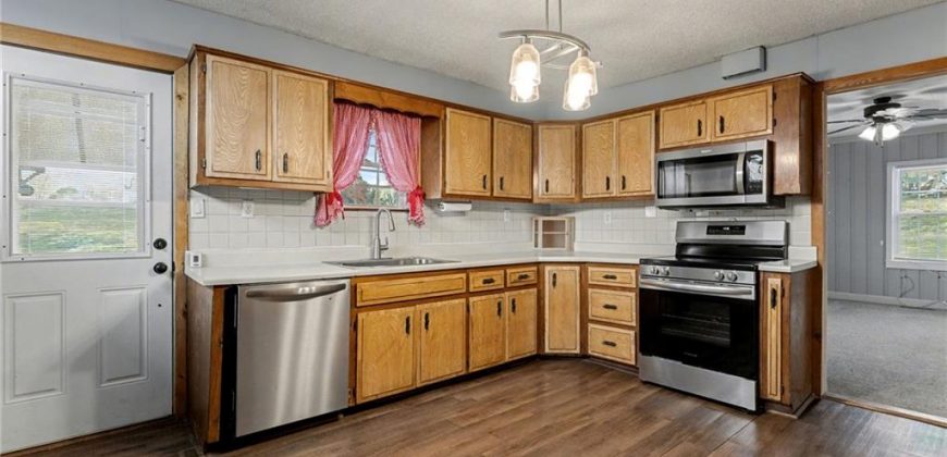 Homes for Sale in Camden Point, MO 64018 | 302  Dewey Avenue