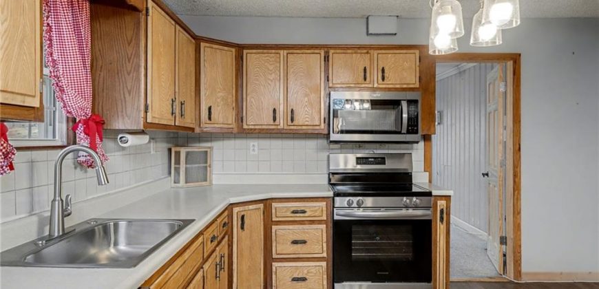 Homes for Sale in Camden Point, MO 64018 | 302  Dewey Avenue