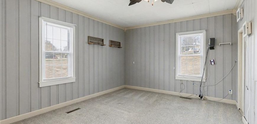 Homes for Sale in Camden Point, MO 64018 | 302  Dewey Avenue