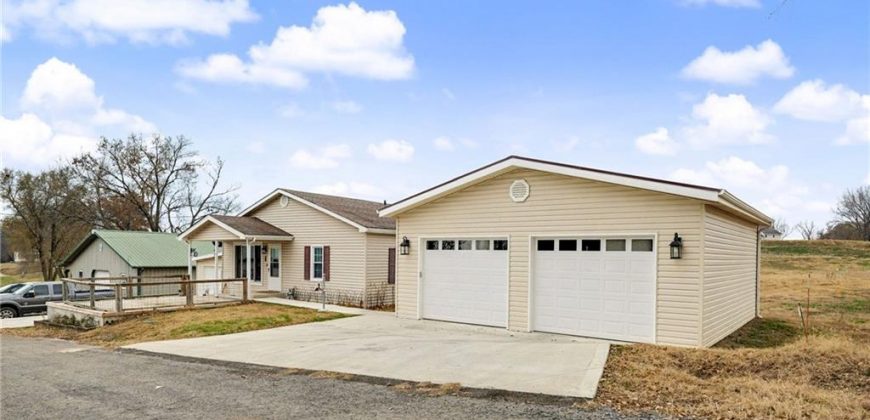 Homes for Sale in Camden Point, MO 64018 | 302  Dewey Avenue