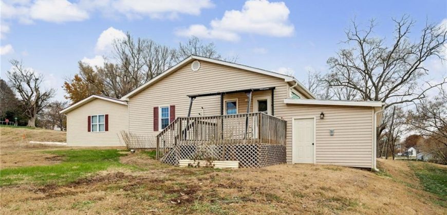 Homes for Sale in Camden Point, MO 64018 | 302  Dewey Avenue