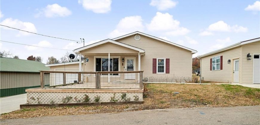 Homes for Sale in Camden Point, MO 64018 | 302  Dewey Avenue
