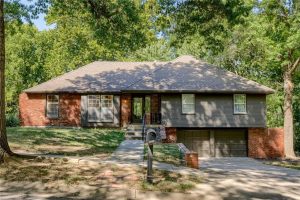 4606-NW-83rd-Street-mls-2588713-image-1