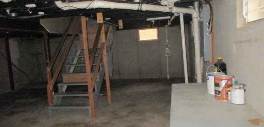 Homes for Sale in Kansas City, MO 64119 | 4905 N Topping Avenue