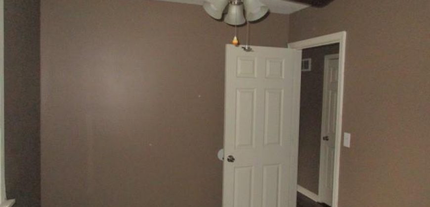 Homes for Sale in Kansas City, MO 64119 | 4905 N Topping Avenue