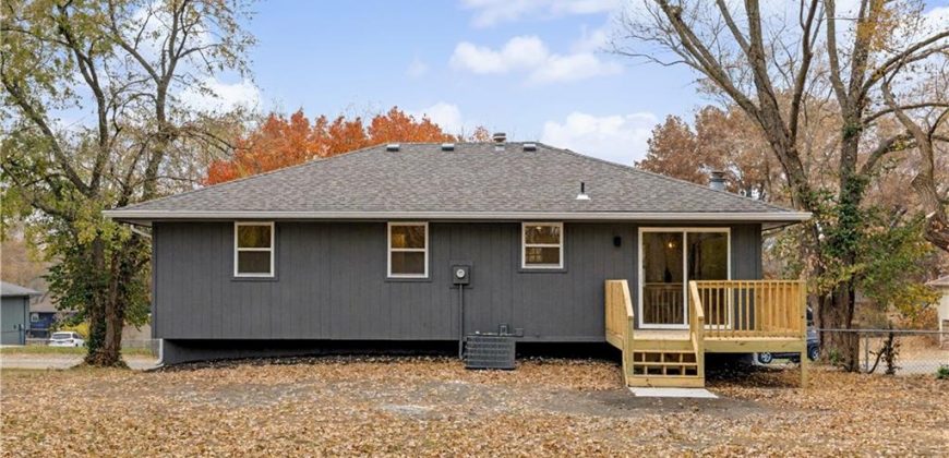 Homes for Sale in Kansas City, MO 64155 | 11119 N Harrison Street