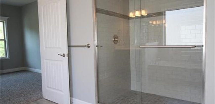 Homes for Sale in Kansas City, MO 64157 | 11440 N Auburndale Circle