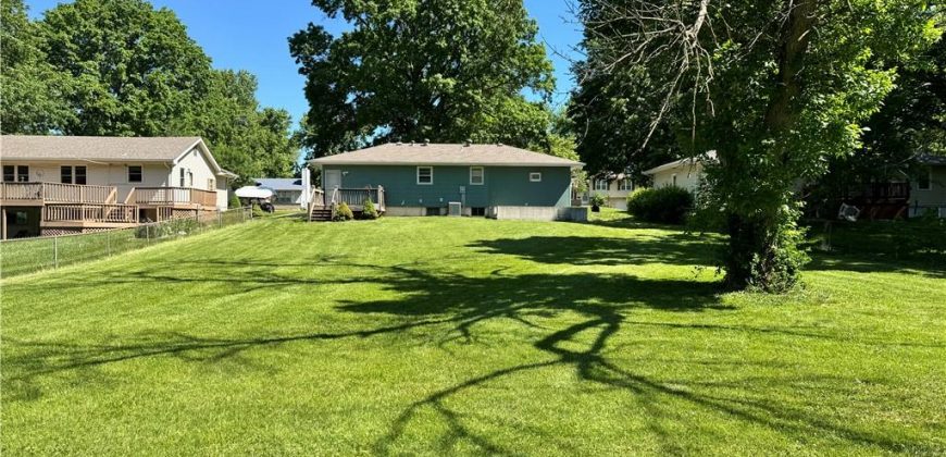 Homes for Sale in Gladstone, MO 64118 | 1401 NE 67th Street