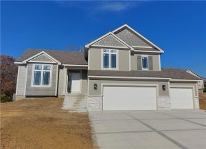 8580-NW-75th-Terrace-mls-2578371-image-1