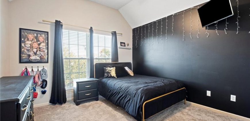 Homes for Sale in Kansas City, MO 64157 | 11105 N Randolph Avenue