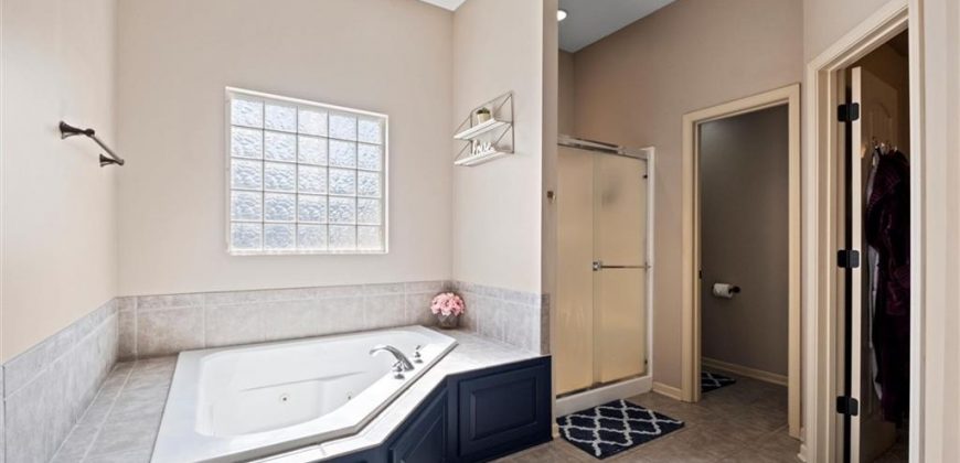 Homes for Sale in Kansas City, MO 64157 | 11105 N Randolph Avenue