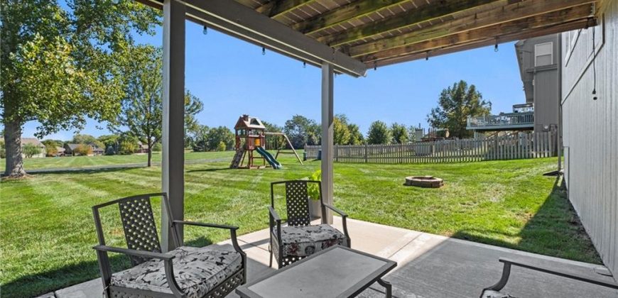 Homes for Sale in Kansas City, MO 64157 | 11105 N Randolph Avenue