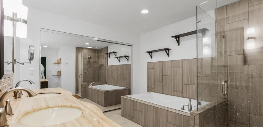 Homes for Sale in Lake Waukomis, MO 64151 | 387 NW North Shore Drive