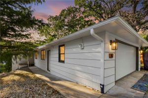 387-NW-North Shore-Drive-mls-2582651-image-1