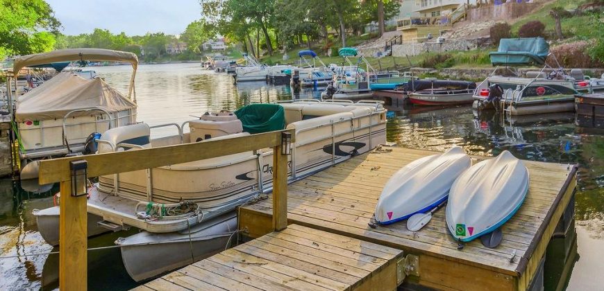 Homes for Sale in Lake Waukomis, MO 64151 | 387 NW North Shore Drive