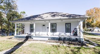 Homes for Sale in Kansas City, MO 64117 | 4540 NE 38th Street