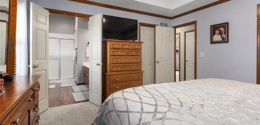 Homes for Sale in Kansas City, MO 64152 | 8302  77th Terrace