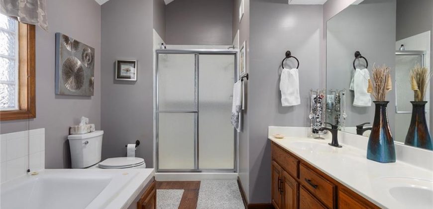 Homes for Sale in Kansas City, MO 64152 | 8302  77th Terrace