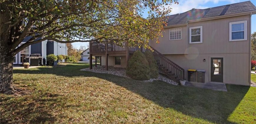 Homes for Sale in Kansas City, MO 64152 | 8302  77th Terrace