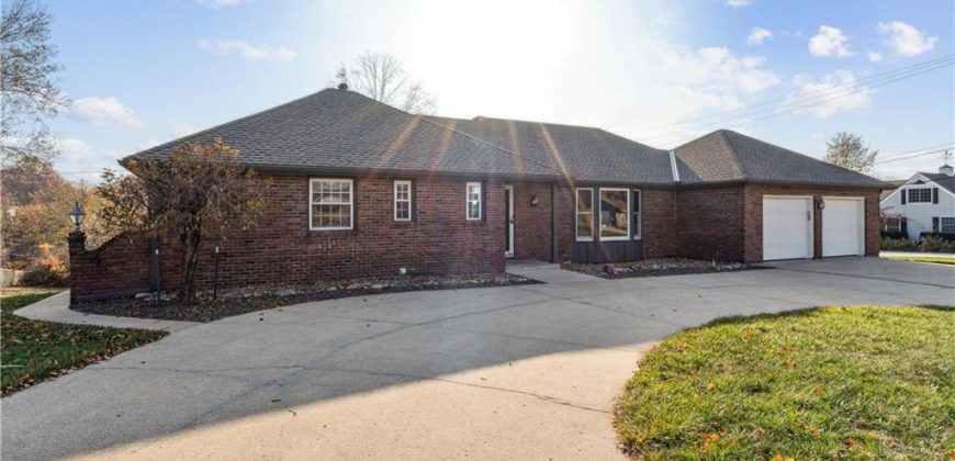 Homes for Sale in Platte City, MO 64079 | 29  Hillcrest Drive