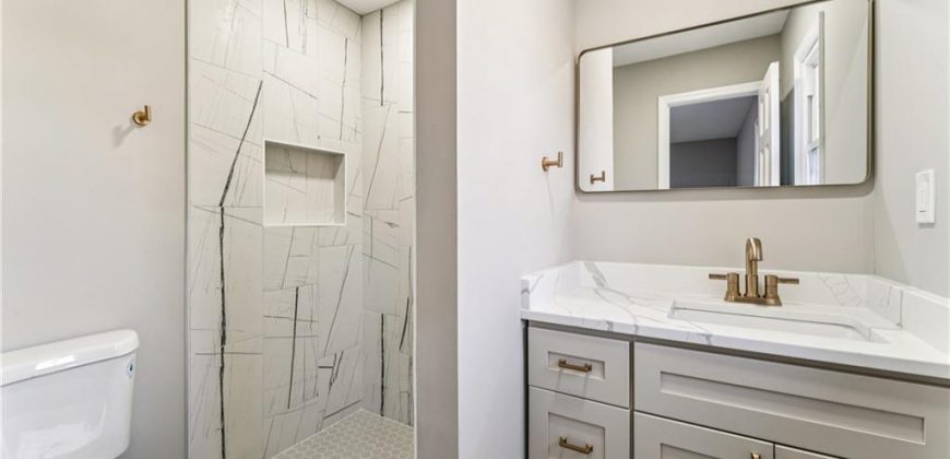 Homes for Sale in Platte City, MO 64079 | 29  Hillcrest Drive