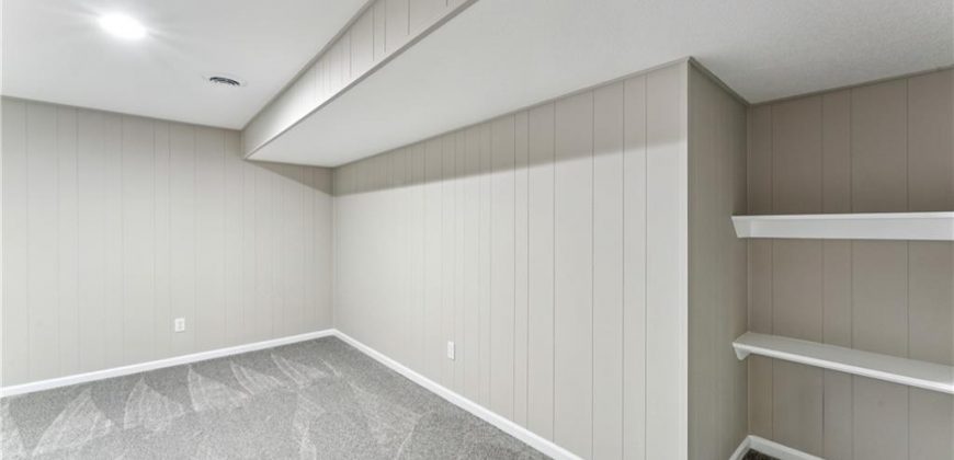 Homes for Sale in Platte City, MO 64079 | 29  Hillcrest Drive