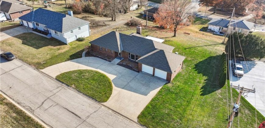 Homes for Sale in Platte City, MO 64079 | 29  Hillcrest Drive