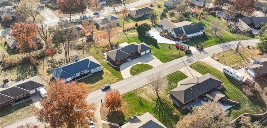 Homes for Sale in Platte City, MO 64079 | 29  Hillcrest Drive