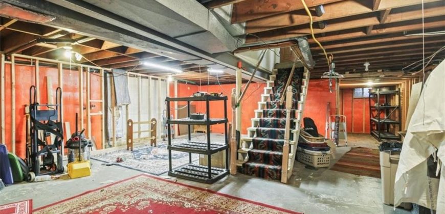 Homes for Sale in Gladstone, MO 64118 | 6507 N McGee Street