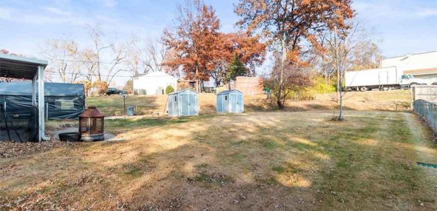 Homes for Sale in Gladstone, MO 64118 | 6507 N McGee Street