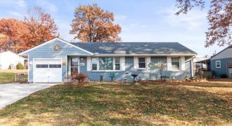 Homes for Sale in Gladstone, MO 64118 | 6507 N McGee Street